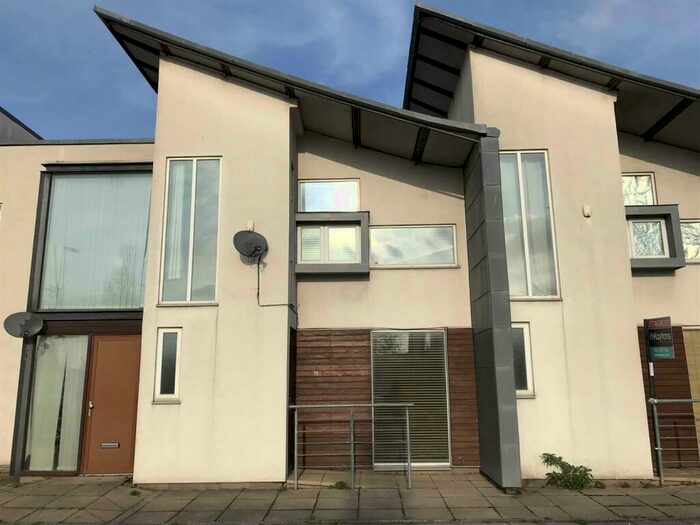 3 Bedroom Terraced House To Rent In Wren Way, Beswick, M11