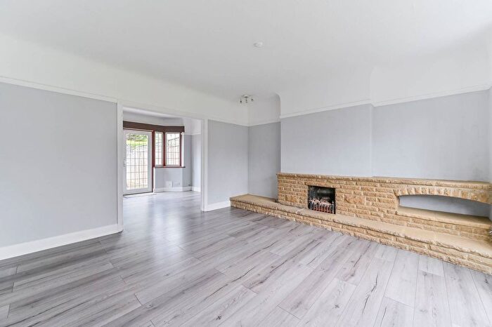 3 Bedroom Semi-Detached House To Rent In Hopton Gardens, New Malden, KT3