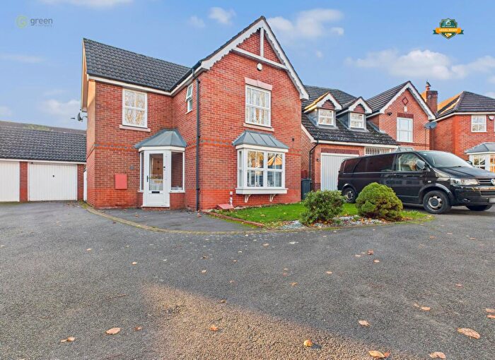 3 Bedroom Detached House For Sale In Saracen Drive, Sutton Coldfield, B75