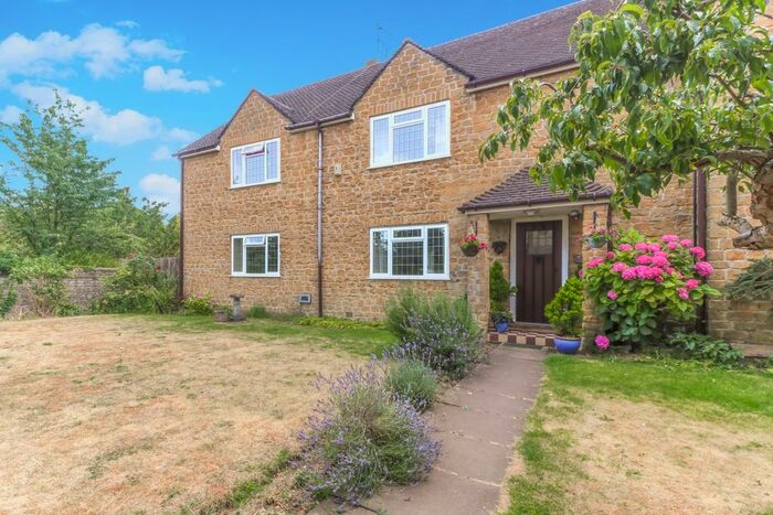 2 Bedroom Flat To Rent In Croughton Road, Aynho, Banbury, OX17