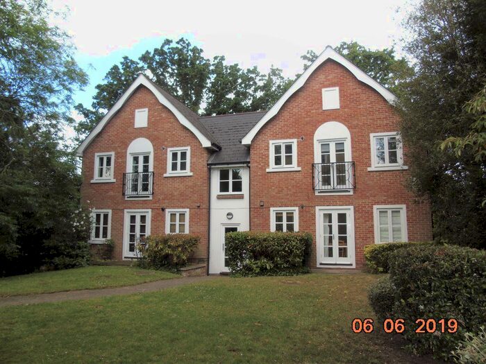 1 Bedroom Flat To Rent In Upton Park, Slough, SL1