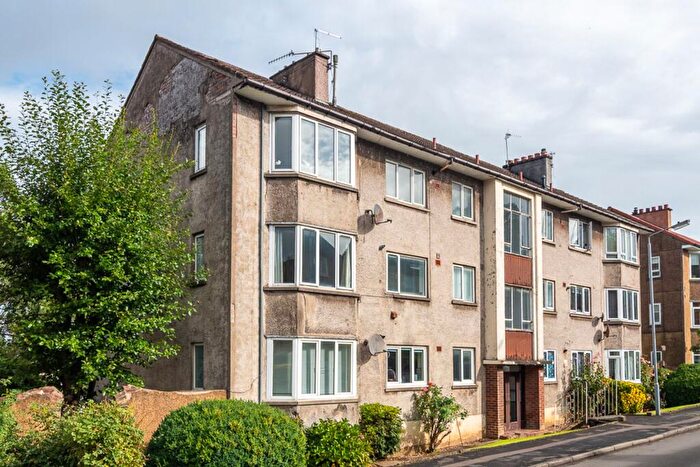 3 Bedroom Flat For Sale In Weymouth Drive, Weymouth Court, G12