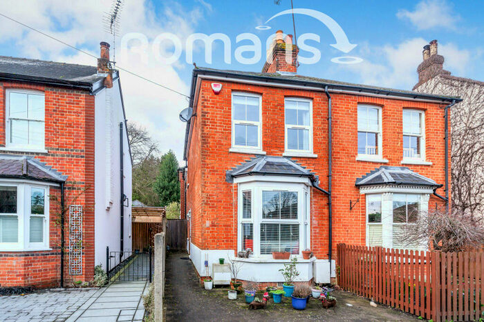 2 Bedroom Semi-Detached House To Rent In Parkside Road, Ascot, SL5