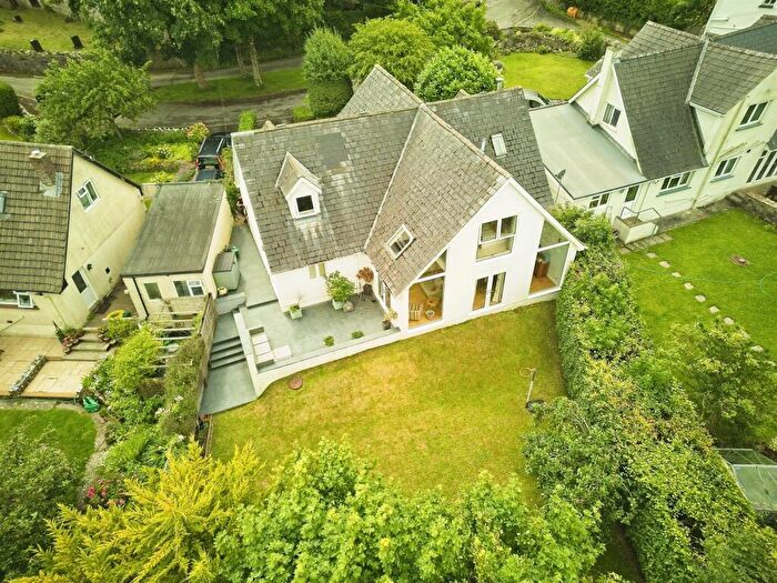 4 Bedroom Detached House For Sale In Barnfield, Llysworney, Cowbridge, CF71