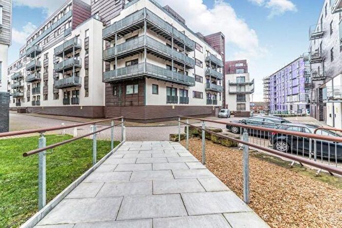 2 Bedroom Flat To Rent In Isaac Way, Manchester, M4