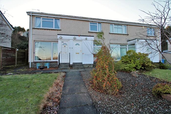 2 Bedroom Flat To Rent In Gairloch Crescent, Redding, FK2