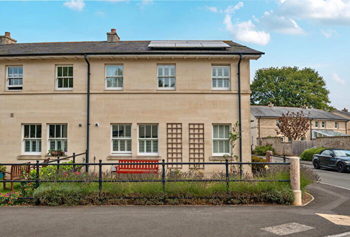 3 Bedroom End Of Terrace House For Sale In Kempthorne Lane, Bath, Somerset, BA2