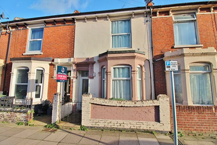 3 Bedroom Terraced House For Sale In Shearer Road, Fratton, PO1