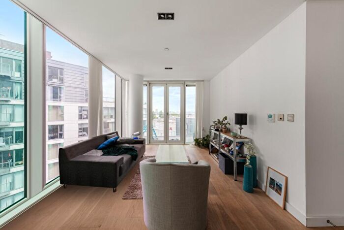2 Bedroom Flat For Sale In Avantgarde Tower, Avantgarde Place London, E1