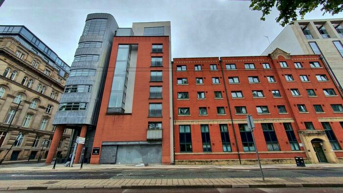 3 Bedroom Apartment To Rent In Mercury Building - Aytoun St, M1