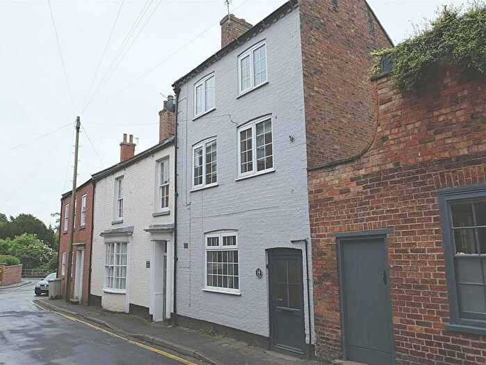 1 Bedroom Terraced House To Rent In Bank Street, Horncastle, Lincs, LN9