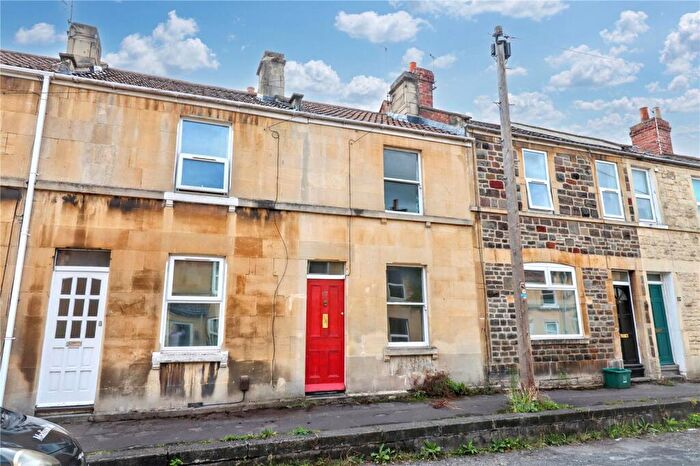 1 Bedroom Terraced House For Sale In South View Road, Oldfield Park, Bath, BA2