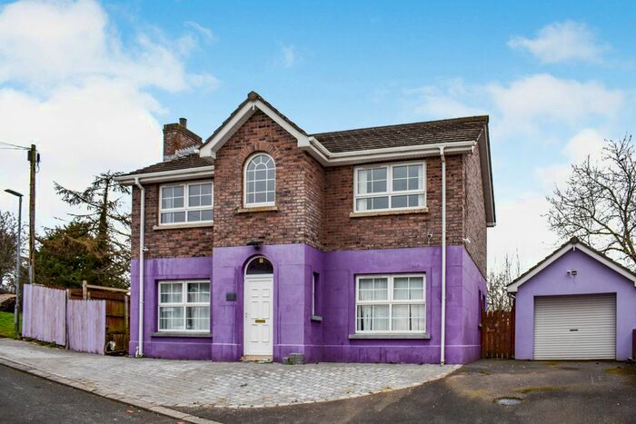 4 Bedroom Detached House For Sale In Windsor Close, Craigavon, BT66