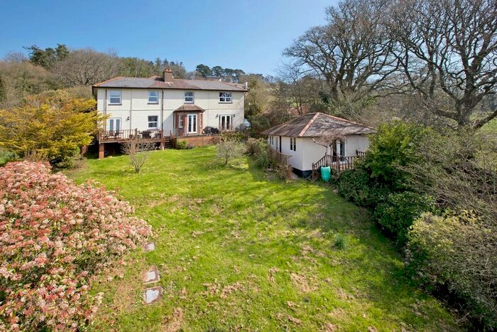 7 Bedroom Detached House For Sale In Higher Exeter Road, Teignmouth, TQ14