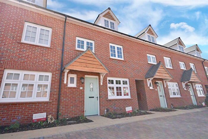 4 Bedroom Town House To Rent In Bertone Road, Barton Seagrave, NN15
