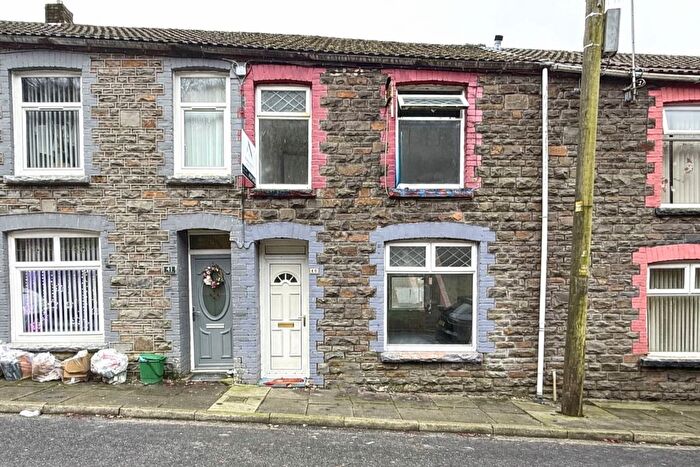 4 Bedroom Terraced House For Sale In Brynhyfryd, Cwmaman, Aberdare, CF44