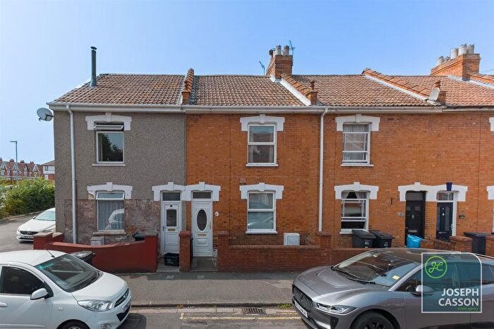 3 Bedroom Property For Sale In Blacklands, Bridgwater, TA6