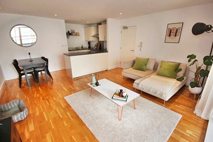 2 Bedroom Flat To Rent In Arundel Street, Manchester, M15
