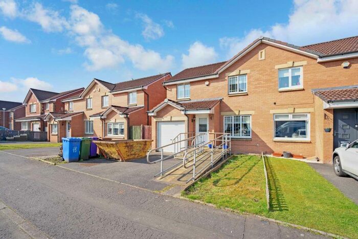 3 Bedroom Semi-Detached House To Rent In Elder Grove Avenue, Glasgow, G51