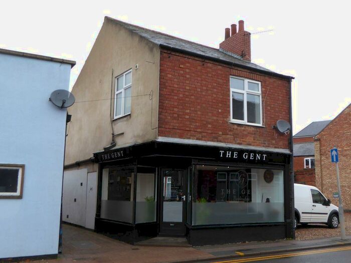 1 Bedroom Flat To Rent In Wood Gate Loughborough Leicestershire, LE11