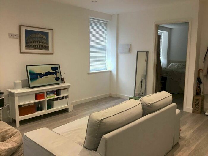 1 Bedroom Flat To Rent In Queningate Court, Canterbury - Ref, CT1