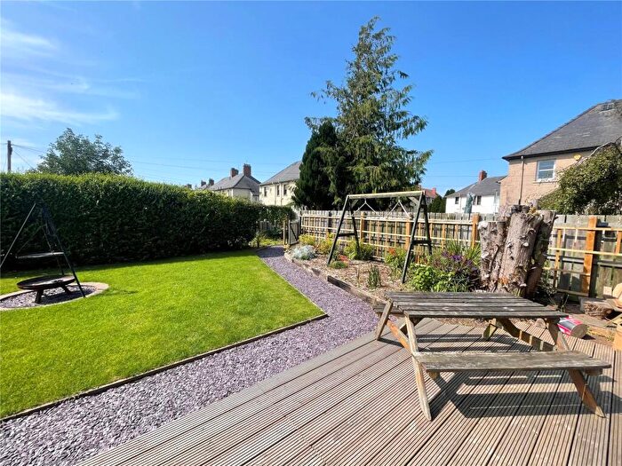 3 Bedroom Flat To Rent In McKinlay Terrace, Loanhead, Midlothian, EH20