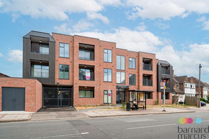 1 Bedroom Flat For Sale In Friern Barnet Lane, London, N20