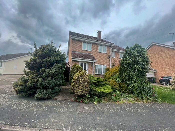 2 Bedroom House To Rent In Orchard Close, Stilton, Peterborough, PE7