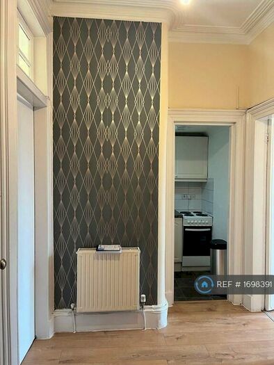 2 Bedroom Flat To Rent In Ingleby Drive, Glasgow, G31