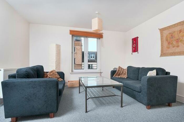 2 Bedroom Flat To Rent In Hopetoun Crescent Edinburgh United Kingdom, EH7