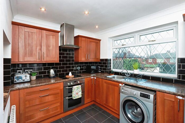 2 Bedroom End Of Terrace House For Sale In Chestnut Avenue, Sheffield, South Yorkshire, S9
