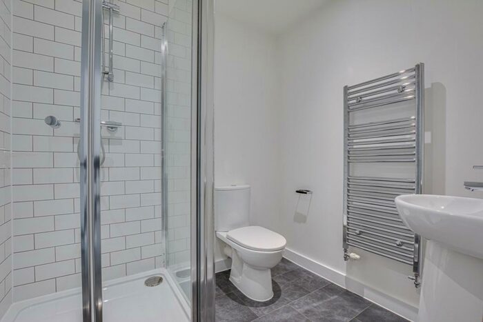 5 Bedroom Terraced House To Rent In Kelvin Grove, Liverpool, Merseyside, L8