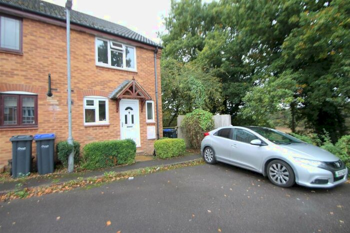2 Bedroom End Of Terrace House To Rent In Whaddon - The Sandringhams, SP5