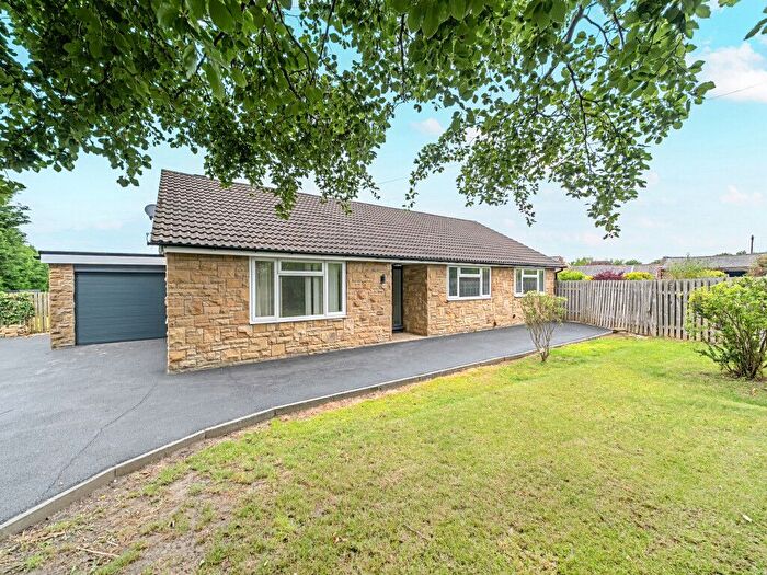 3 Bedroom Bungalow For Sale In Rooks Nest Road, Stanley, Wakefield, West Yorkshire, WF3