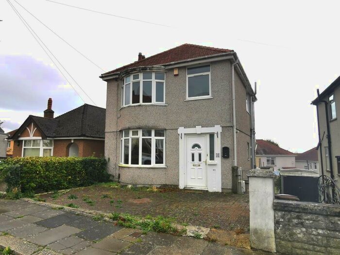 3 Bedroom Maisonette To Rent In Bickham Road, Plymouth, PL5