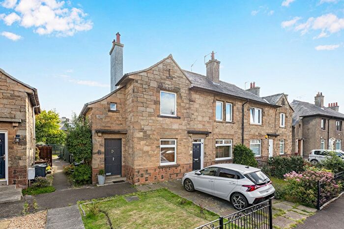 2 Bedroom Flat For Sale In Chesser Grove, Edinburgh, EH14