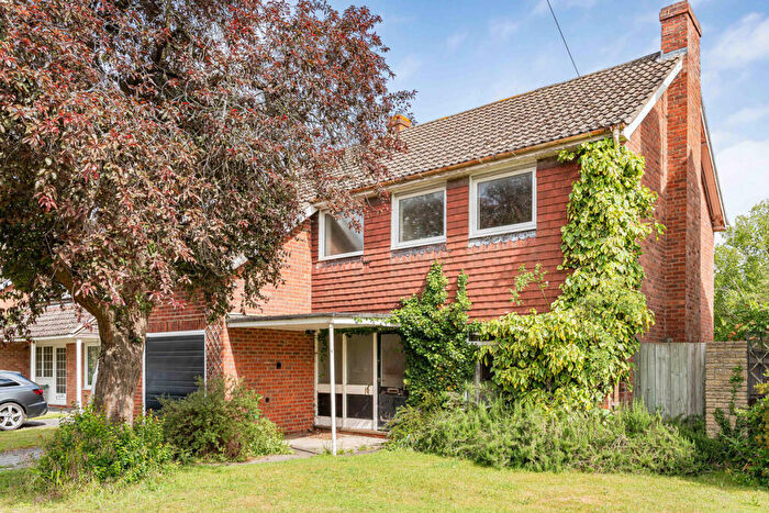 4 Bedroom Detached House For Sale In Tullis Close, Sutton Courtenay, OX14