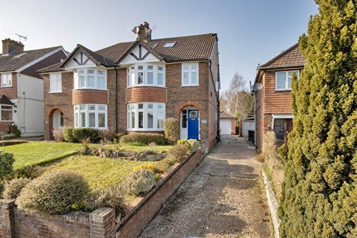 4 Bedroom Semi Detached House For Sale In Leigh Road, Hildenborough, TN11