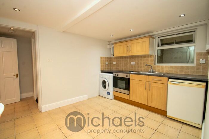 Studio To Rent In Maldon Road, Colchester, CO3