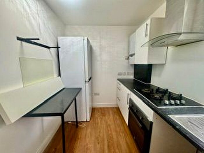 Studio To Rent In Mildmay Road, Ilford, IG1