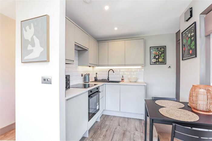 1 Bedroom Flat For Sale In Lethington Avenue, Glasgow, Glasgow City, G41