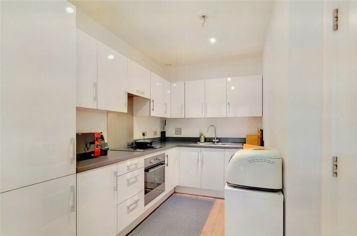 1 Bedroom Apartment For Sale In Ceylon House, E1
