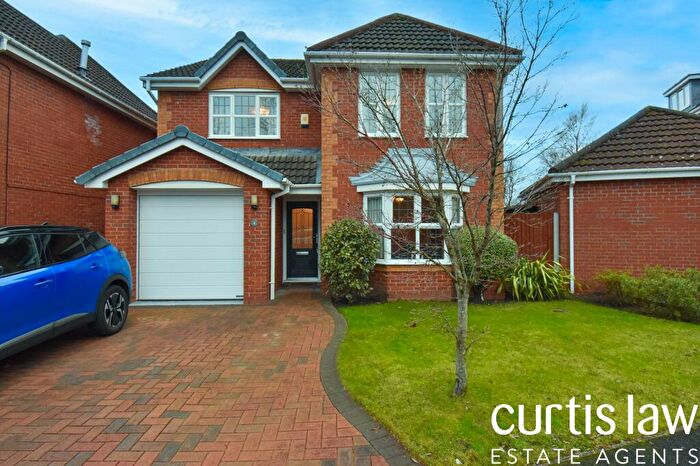 4 Bedroom Detached House For Sale In Park Close, Ribbleton, PR2