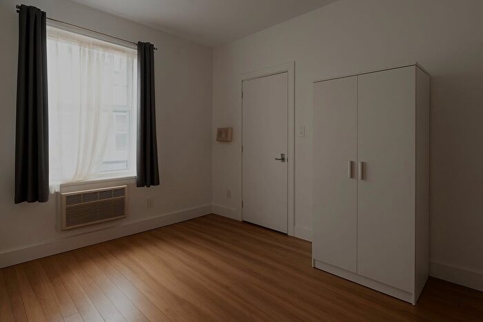 Studio To Rent In Wellington Road South, Flat, Hounslow, TW4