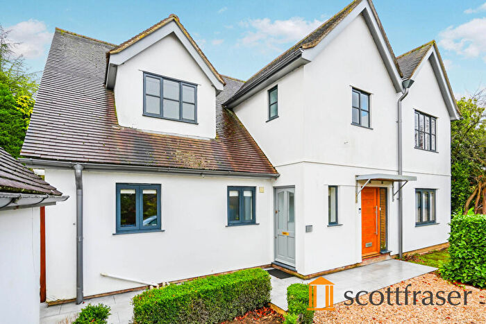 2 Bedroom Property To Rent In North Hinksey Village, Botley, OX2