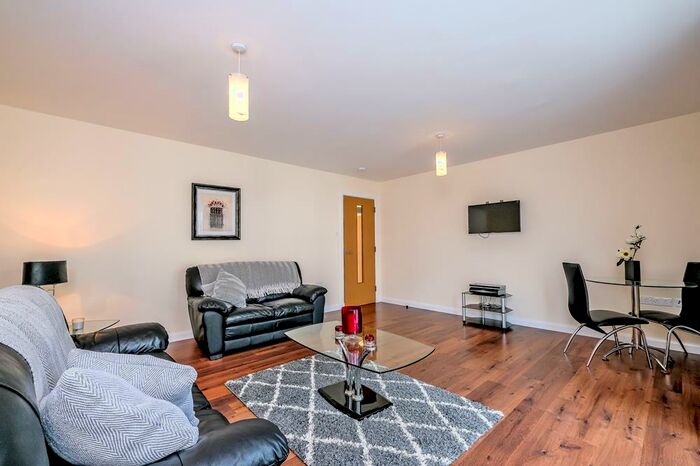 2 Bedroom Flat To Rent In Hammerman Drive, Hilton Campus, AB24