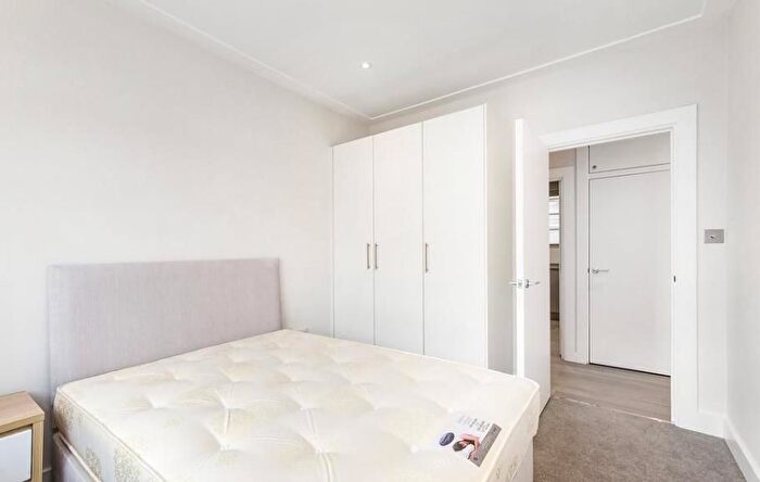 2 Bedroom Flat To Rent In Allsop Place, Marylebone, London, NW1