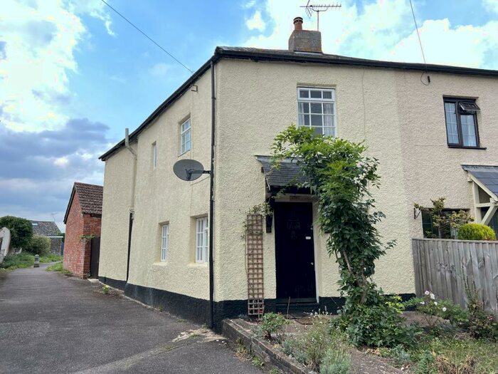 3 Bedroom House To Rent In Stoke Cannon, Exeter, EX5