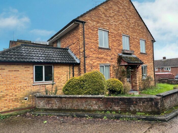 3 Bedroom End Of Terrace House To Rent In Garbett Road, Winchester, SO23