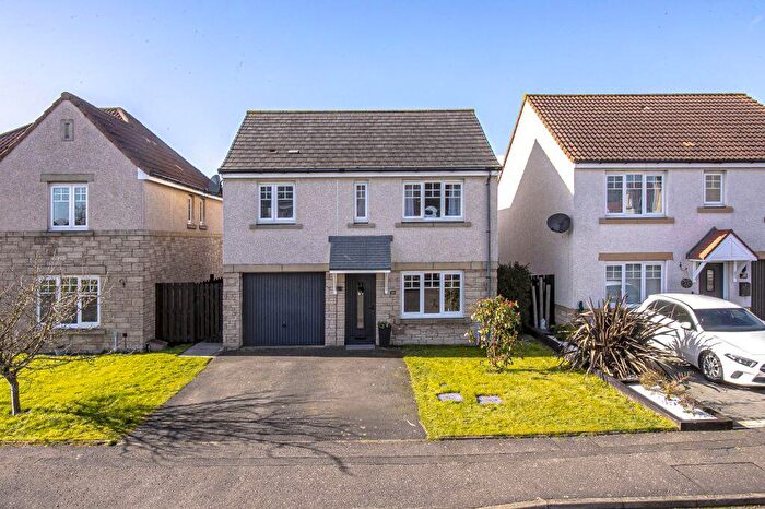 3 Bedroom Detached House For Sale In Middlebank Rise, Dunfermline, KY11